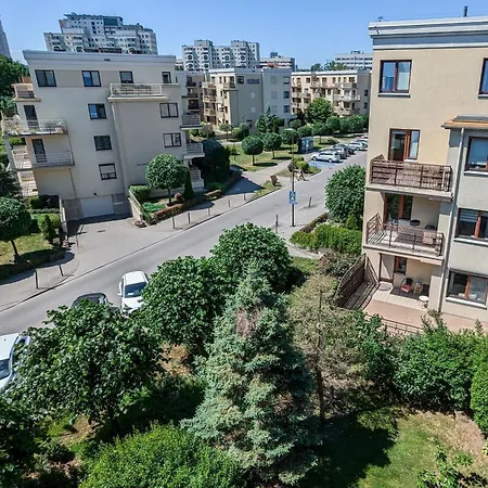 Luksusowy Z 4 Sypialniami, Klimatyzacja I Biurkiem W Gdansku By Renters Gdansk